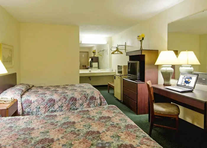 Motel Americas Best Value Inn - Columbus / North