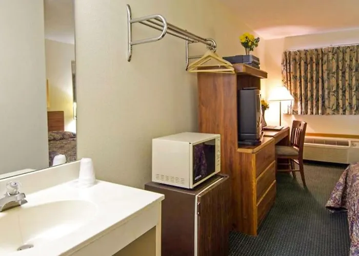 Motel Americas Best Value Inn - Columbus / North